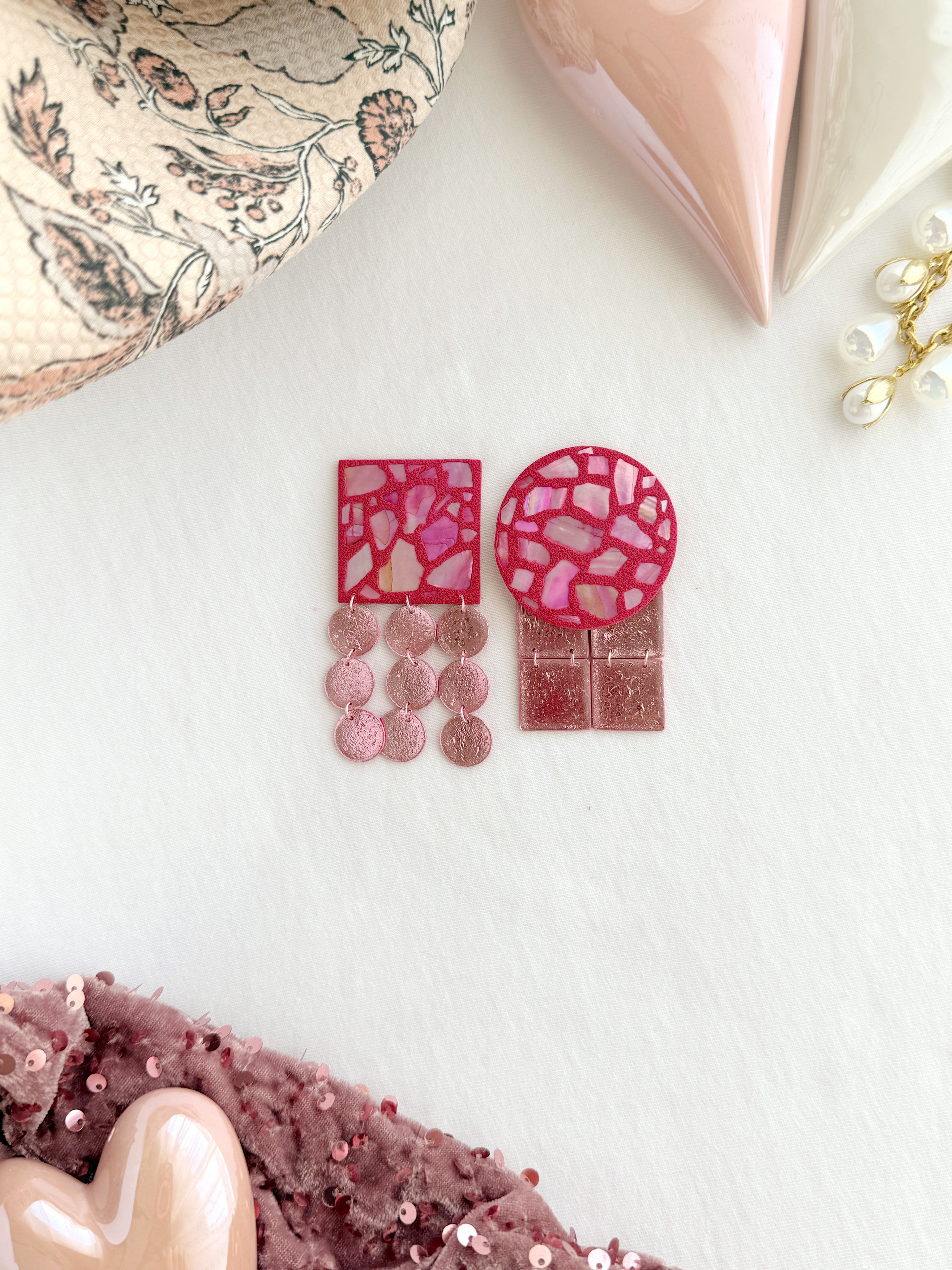 MOULIN ROUGE Asymmetric Red